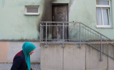 Shpërthejnë dy bomba në Dresden, njëra në një xhami