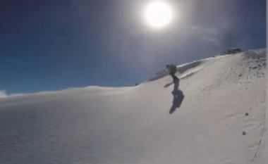 Shikoni momentin kur skiatori i shpëton ortekut teksa lëshohej Malit të Bardhë (Video)
