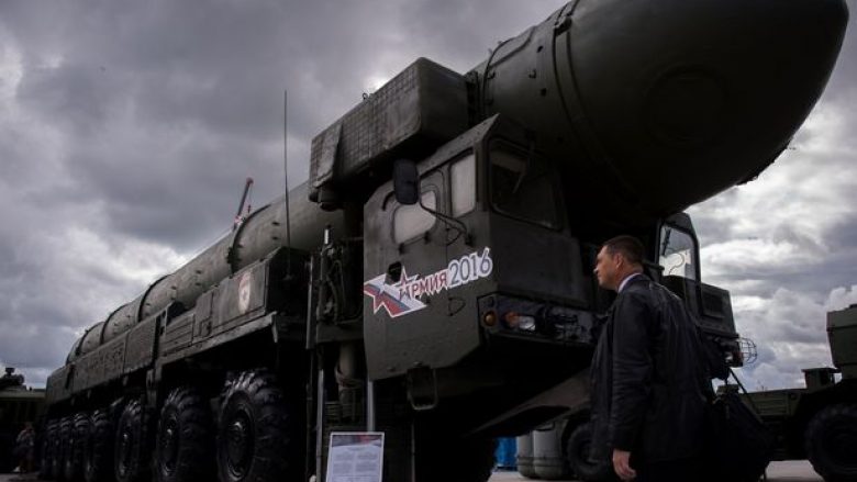 “Satan 2” raketa bërthamore ruse, që mund të shkatërrojë një vend të madh si Franca (Foto/Video)