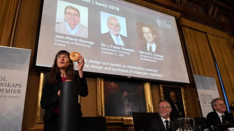 Ndahet çmimi Nobel për kimi, të premten shpallet ai për Paqe (Foto)