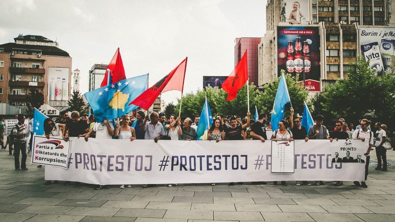 #Protestoj: Keqqeverisja lë Kosovën vendin më të varfër në Europë