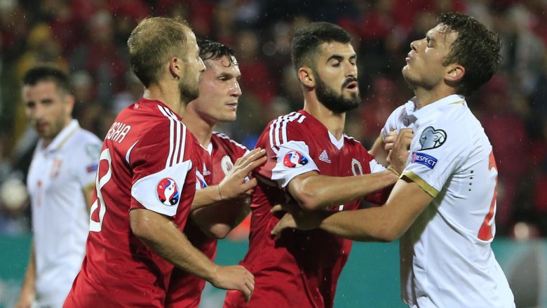 Zbulohen prapaskenat, Ivanovic e ‘kërcënoi’ Rizzolin në ndeshjen Shqipëri – Serbi