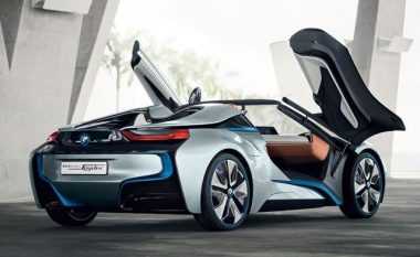BMW i8 pritet të lansohet në fund të vitit të ardhshëm (Foto)
