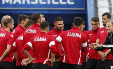 Lëndohet mesfushori i Kombëtares së Shqipërisë, mungon ndaj Spanjës? (Foto)