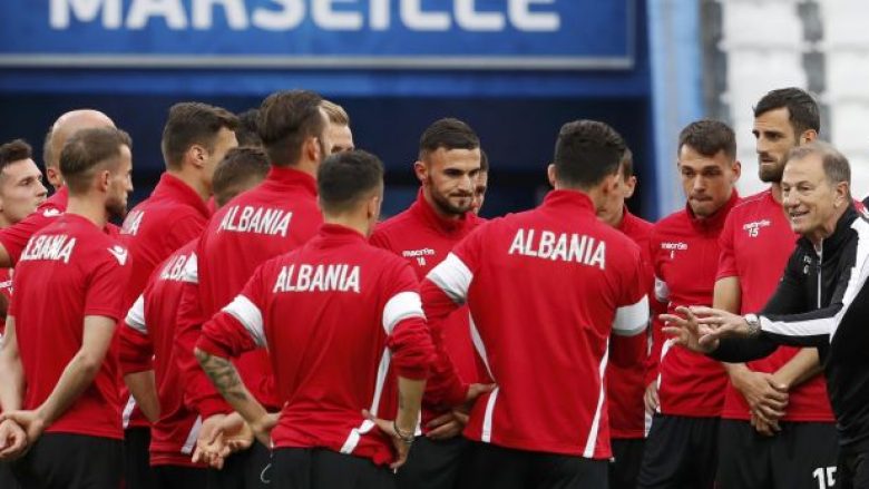 Lëndohet mesfushori i Kombëtares së Shqipërisë, mungon ndaj Spanjës? (Foto)