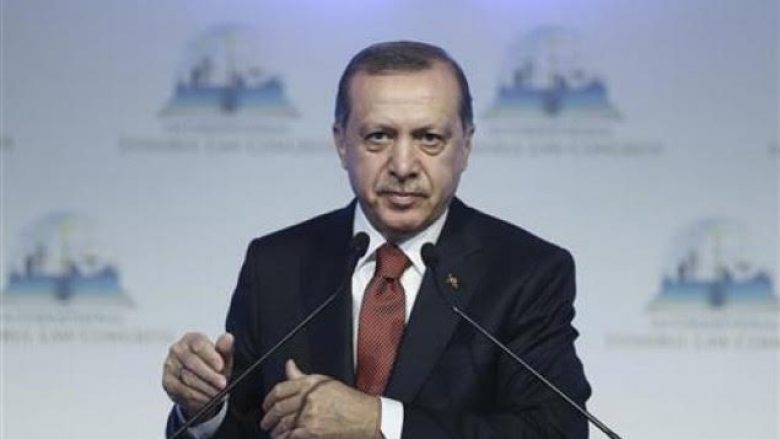 Erdogan pret kthimin e dënimit me vdekje në Turqi