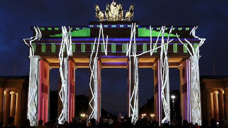 “Festivali i Dritave në Berlin”: Shikoni fotografitë e mahnitshme (Foto)