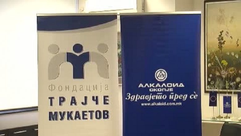 Ndahen 35 bursa të reja për studentë nga fondacioni “Trajçe Mukaetov”