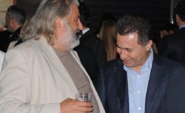 Gruevski: Nuk e justifikoj as pllakën e paligjshme të bullgarëve, e as sjelljet e gazetarit Milenko! (Foto)