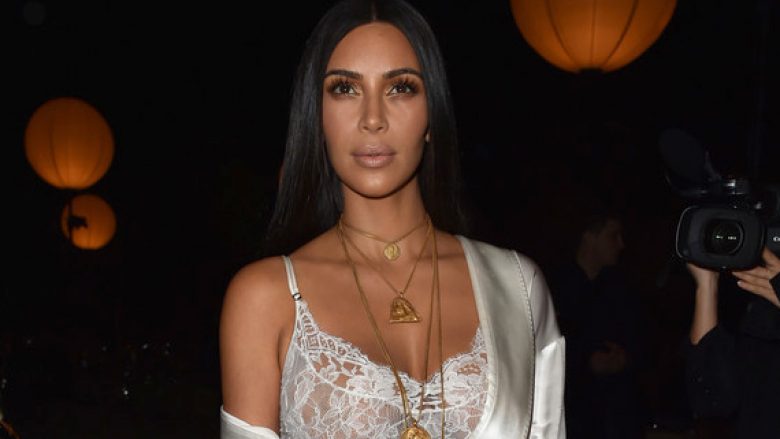 Tmerri që përjetoi Kardashian – si rrodhi ngjarja (Foto)