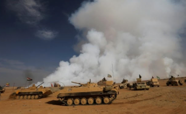 Komandot irakiane sulmojnë pozicione të “Shtetit Islamik” pranë Mosulit