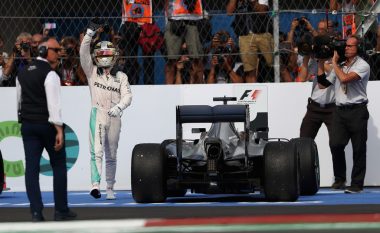 Hamilton fiton në Meksikë, pret gabimin e Rosberg