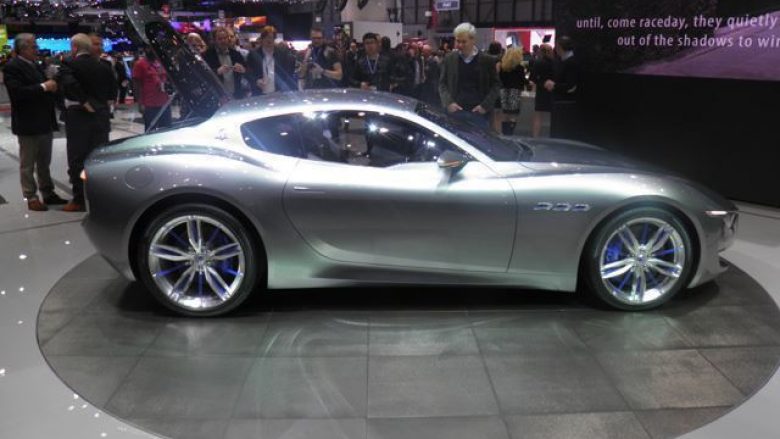 Maserati i hyn botës së makinave elektrike, zbulon datën e lansimit të modelit të parë (Foto)