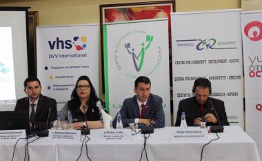 Në Kërçovë u organizua debat për arsimin e të rriturve