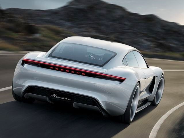 Porsche do të prodhojë disa vetura të bazuara në modelin Mission E foto 5