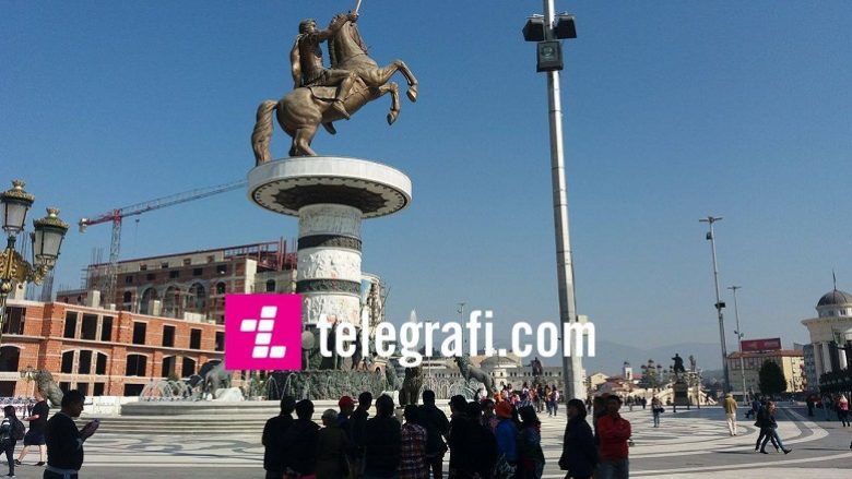 Përmendoret dhe nacionalizmi e fusin projektin “Shkupi 2014” në rishqyrtim
