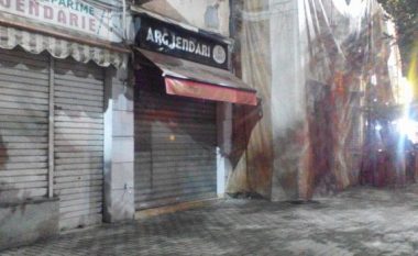 Supergrabitja e argjendarisë në Tiranë, me çarjen e katër mureve (Foto/Video)