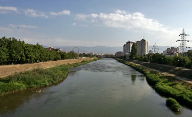 Niveli i lumit Vardar mbi mesataren e muajit gusht
