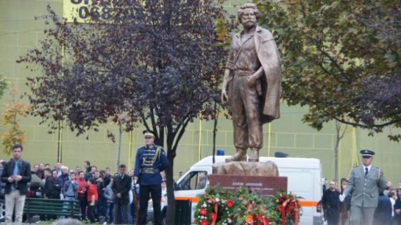 Peticion për vendosjen e shtatores së heroit Adem Jashari në Prishtinë