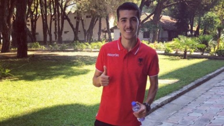 Agim Zeka, djaloshi nga Prishtina që po çmend të gjithë me golat e tij me fanellën kuqezi (Video)