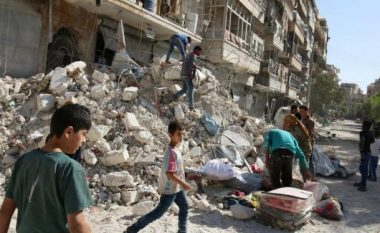 Në Aleppo hyn në fuqi “pushimi humanitar”