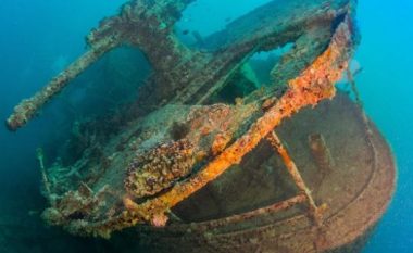 Gjendet anija e fundosur para 75 vjetësh: Shikojeni çfarë kishte brenda saj (Foto)