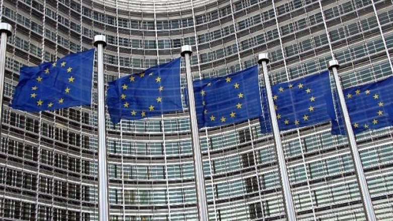 “BE-ja bën presion për kompromis për çështjen e emrit”