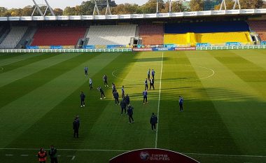 Përfaqësuesja e Kosovës ka mbërritur në stadium (Foto)