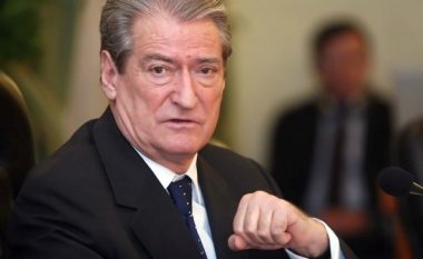 Berisha: Skandaloze ajo që bëri Rama me Vuçiqin, Kosova nuk është çiflig i tyre