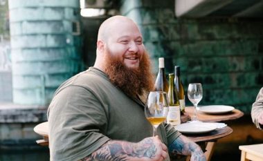 Action Bronson publikon një imazh që komplimentohet prej shqiptarëve (Foto)