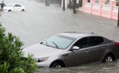Në SHBA, 10 të vdekur nga uragani Matthew