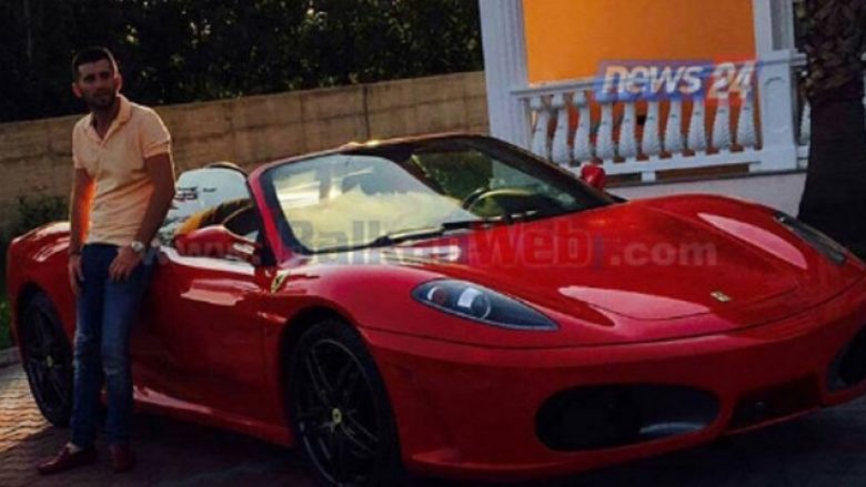 I joshte femrat me “Ferrari” dhe “Porsche”, pastaj i nxirrte prostituta