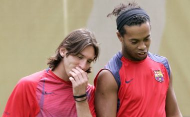 Ronaldinho: Messi lojtar i madh, do të doja të luaja më shumë me të