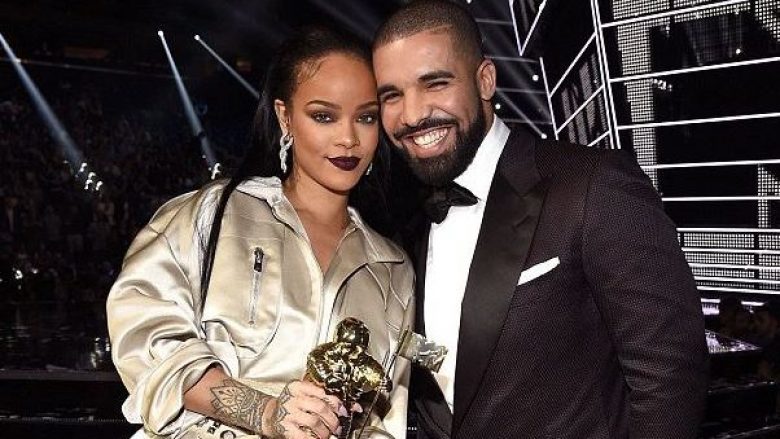 Ndahen Drake dhe Rihanna