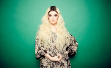 Era Istrefi shfaqet 'cool' në Amsterdam (Foto)