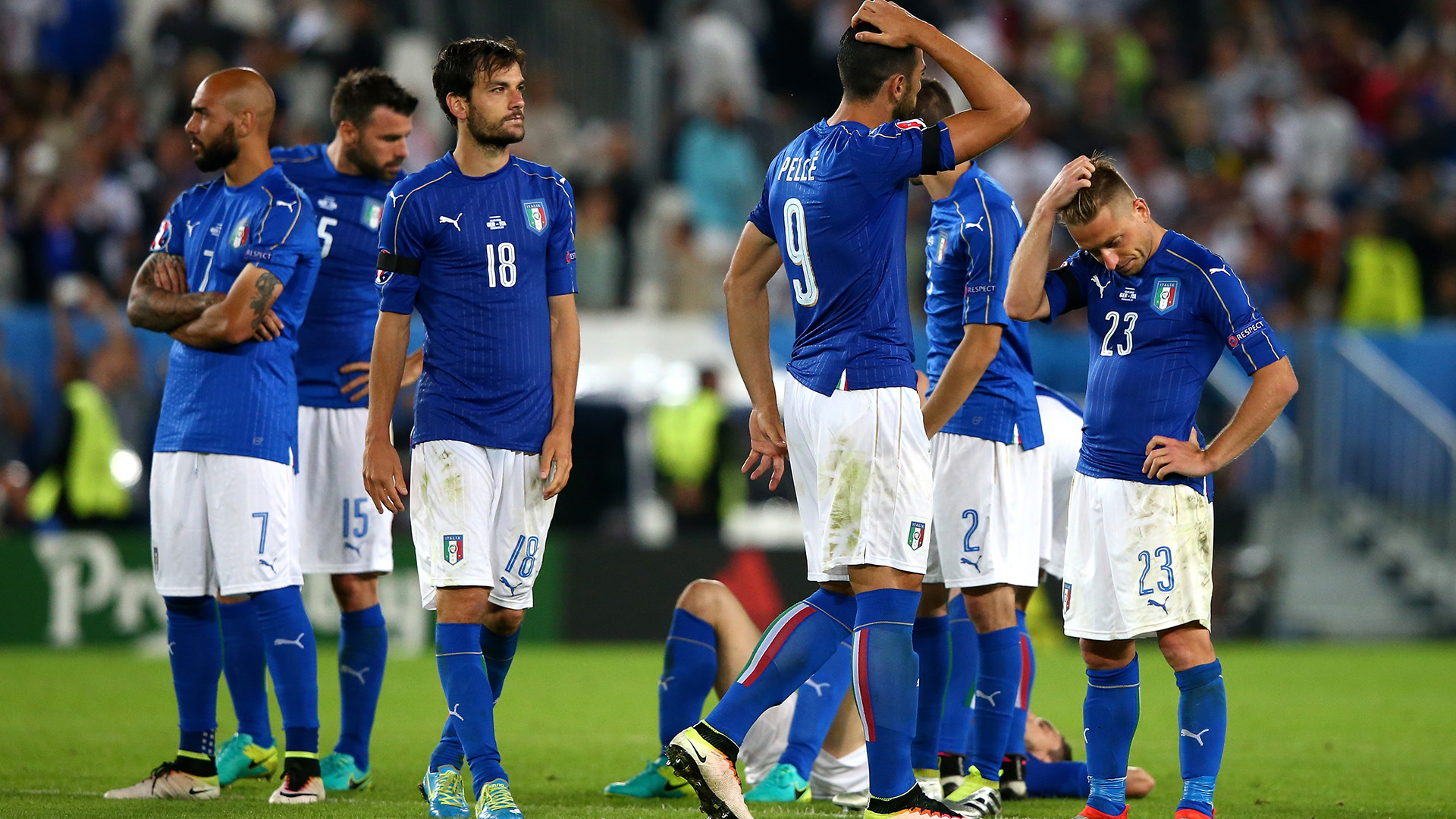 BORDEAUX, FRANCE - JULY 02:  Italy players show their dejeciton after their defeat through the penalty shootout during the UEFA EURO 2016 quarter final match between Germany and Italy at Stade Matmut Atlantique on July 2, 2016 in Bordeaux, France.  (Photo by Alex Livesey/Getty Images)