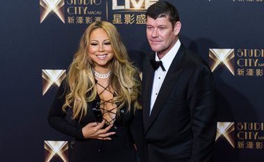 Ndahet sepse nuk ia përballon shpenzimet, por miliarderi ia fal unazën 10 milionë dollarëshe Mariah Careyt (Foto)
