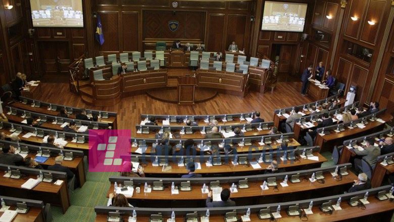Pozita dhe opozita s’pajtohen për deklaratën, Kuvendi shkon në pauzë
