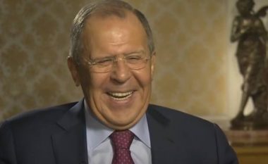 Ministri i Jashtëm rus tallet me presidencialet në SHBA: Ka shumë p***a rrotull (Video)