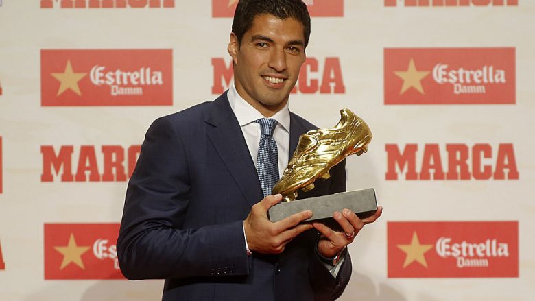Luis Suarez merr ‘Këpucën e Artë’