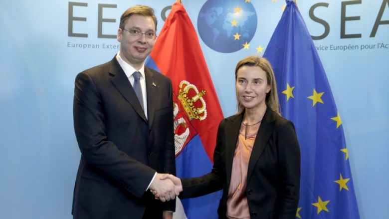 Vuçiq dhe Mogherini: Marrëveshjet mes Kosovës e Serbisë duhet implementuar