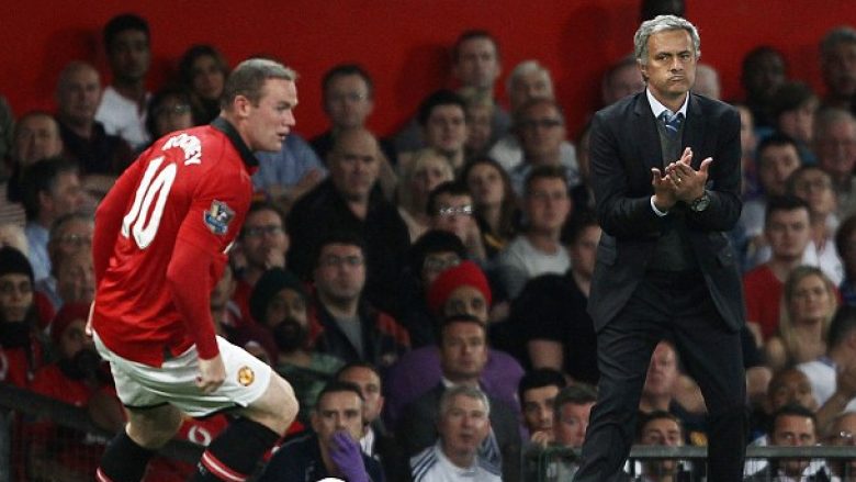 Mourinho largon edhe Rooneyn