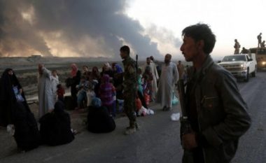 Beteja në Mosul: ShBA-të thonë se ISIS po përdorë civilë si mburojë ndaj sulmeve