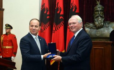 Hill: Të jesh shqiptar është diçka e veçantë dhe krenari