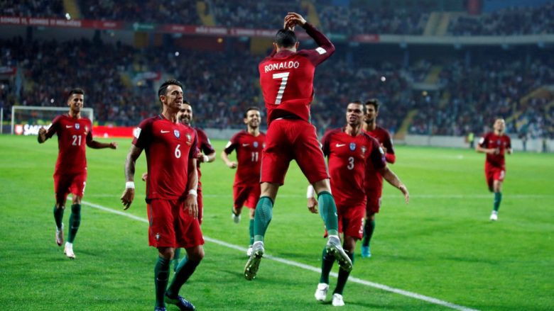 Portugalia ‘shkatërron’ Andorrën, Ronaldo shënon katër gola (Video)