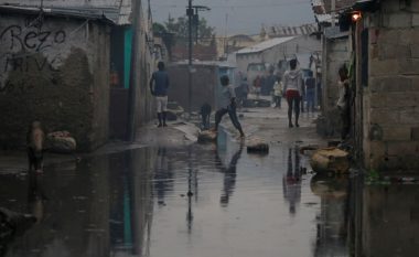 Haiti: Të paktën 339 të vdekur nga uragani Matthew (Foto)