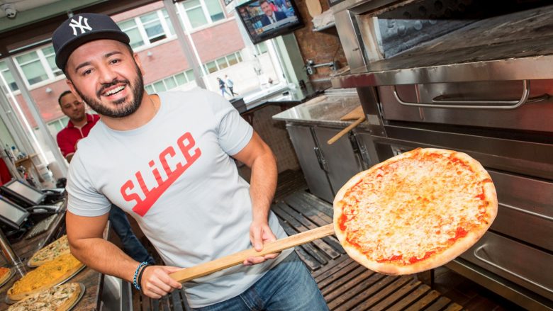 Shqiptari që “po çmend” amerikanët me suksesin e “picerisë” së tij (Foto)