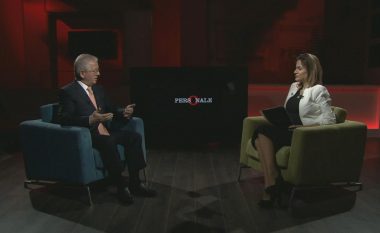 Tash, në “Personale” të TV Dukagjinit flet Skënder Hyseni: Rugova ua prezantonte diplomatëve skicën e Autostradës së Kombit (Video/Live)