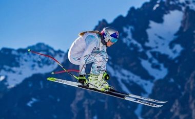Zhvishet lakuriq skiatorja më e bukur në botë shkaku i librit (Foto, +18)