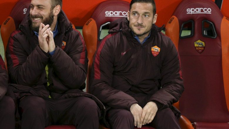 Totti pëlqen të bëhet trajner, por nuk e di a mundet